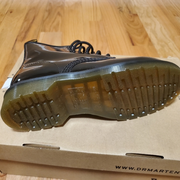 Dr. Martens 1460 Patent Leather Boot - Picture 3 of 8